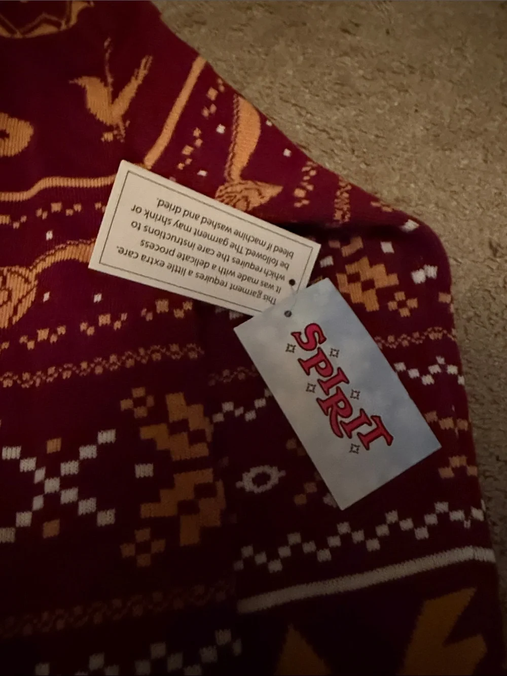 Warner Bros. Maroon and Gold Gryffindor Pattern Crewneck Sweater - Men - Picture 3 of 4